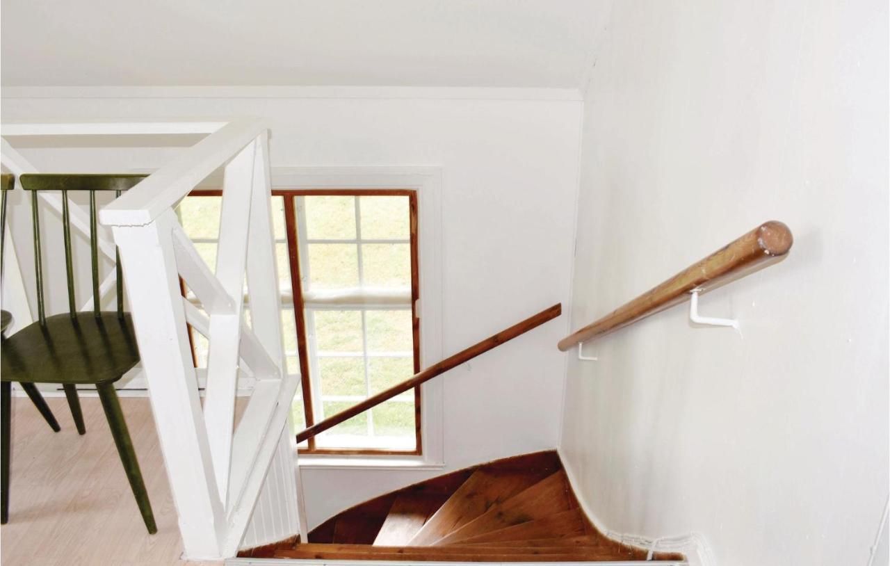 Nice Home In Mantorp With Kitchen 외부 사진